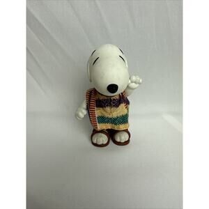 Vintage 1999 Hasbro Snoopy Sombrero Toy